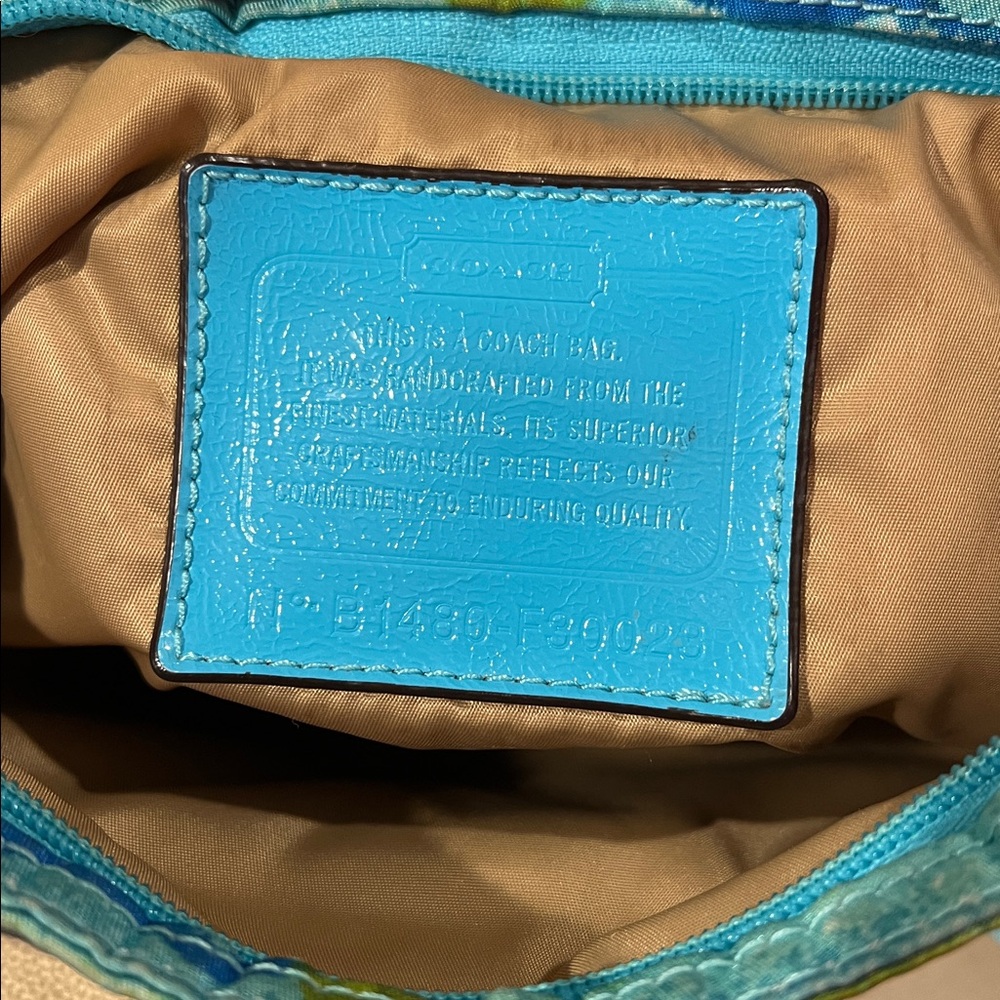 Coach Crossbody Bag with Sailboat Island Design EUC - Picture 4 of 15